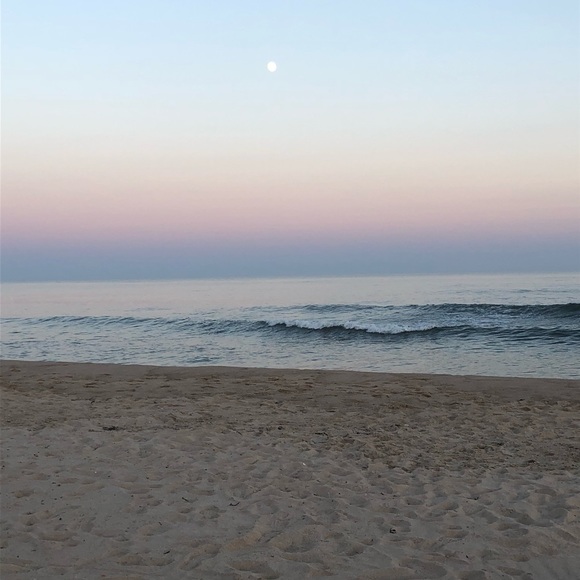 Meet your Posher, Jennifer - Picture 1 of 1